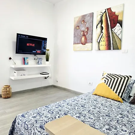 Sunny Holidays Cristianos Apartment *